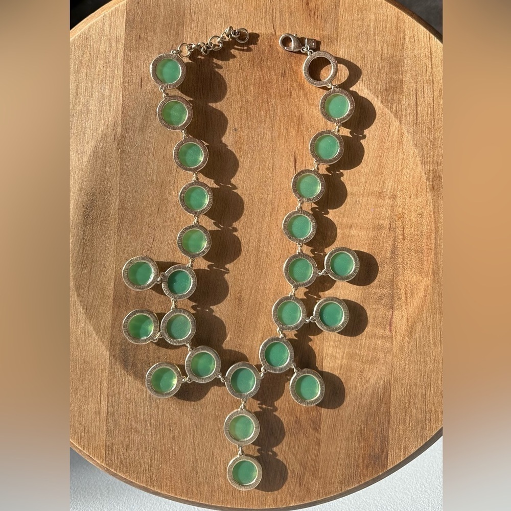 Banana Republic Gold and Green Necklace - Picture 4 of 4